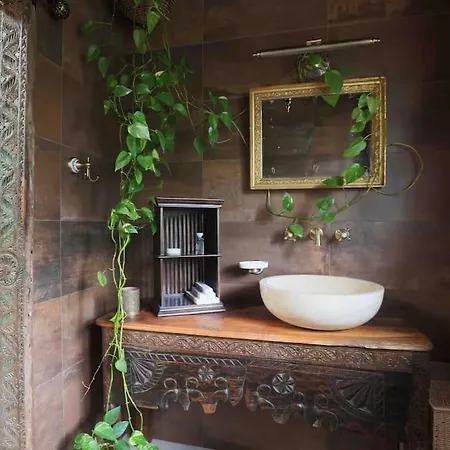 Beautiful Loft In - 866 Montreux